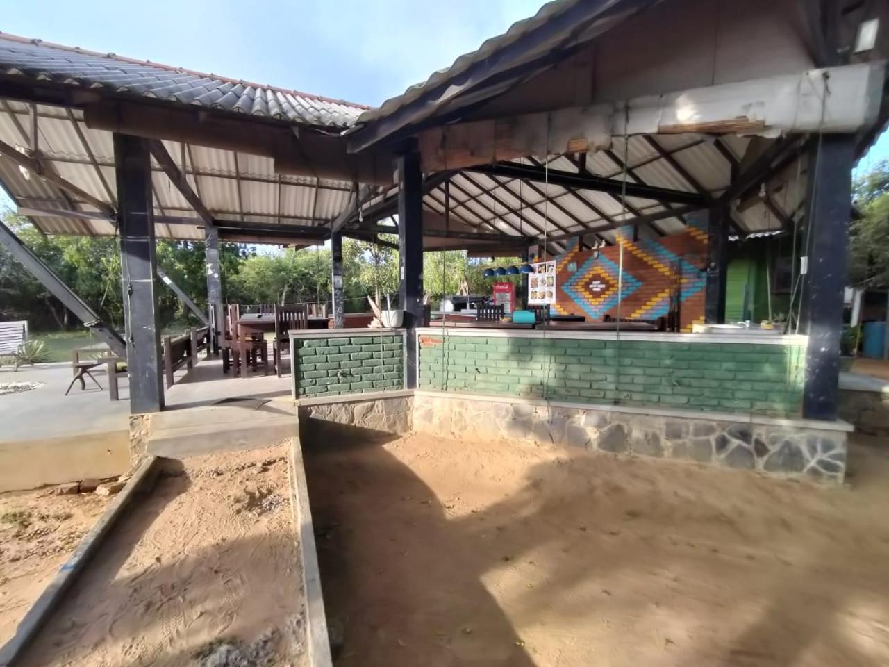 Yala Ying Yang Hostel & Camping Exterior foto